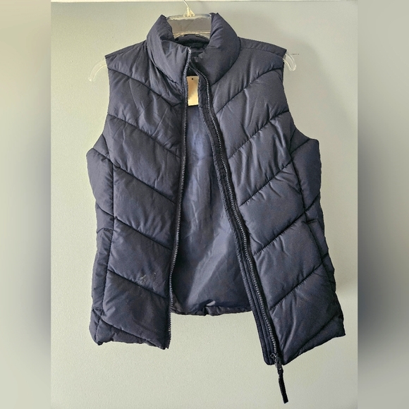 Aeropostale vest - Picture 1 of 3